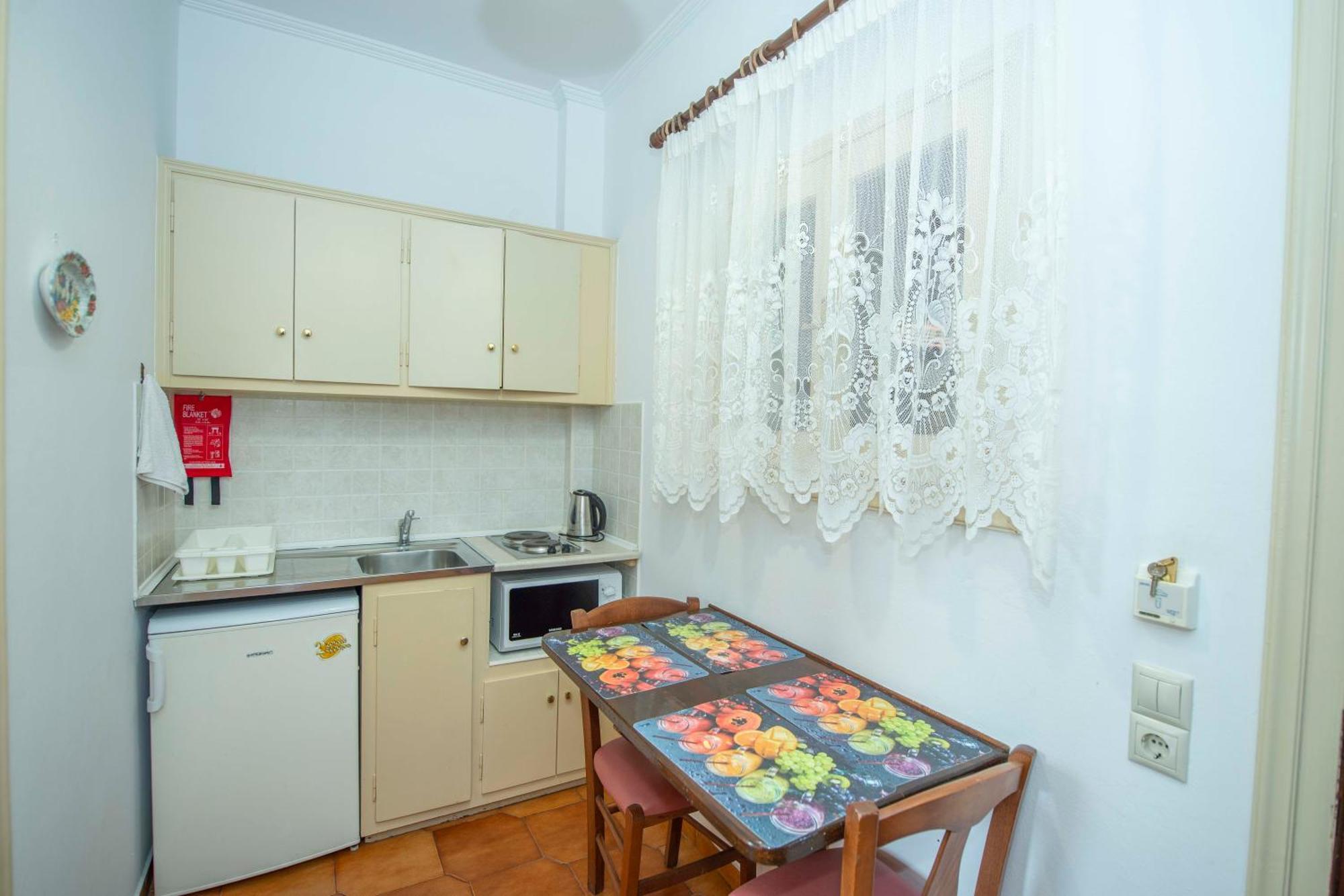 Fiona Apartments Roda  Zewnętrze zdjęcie