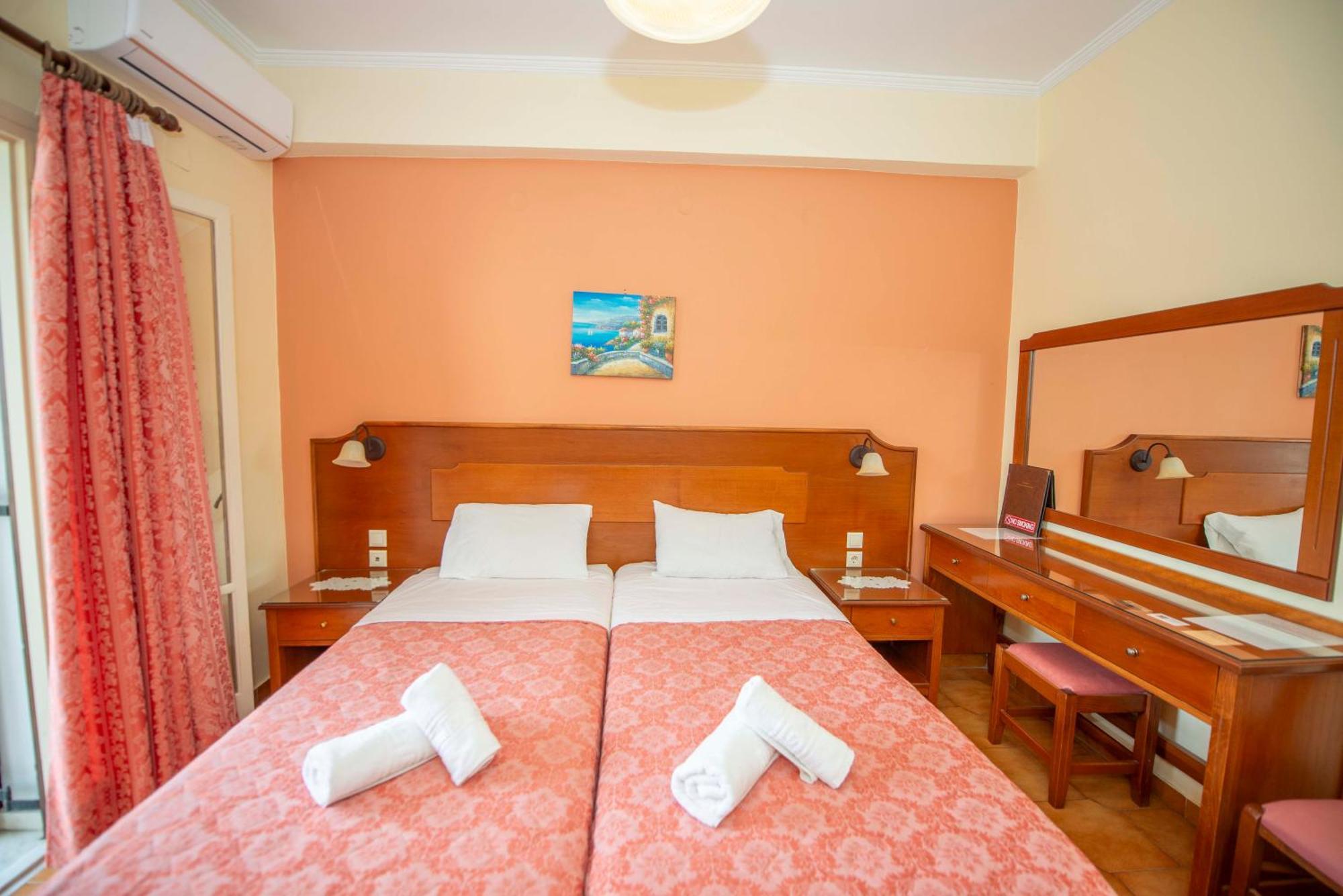 Fiona Apartments Roda  Zewnętrze zdjęcie
