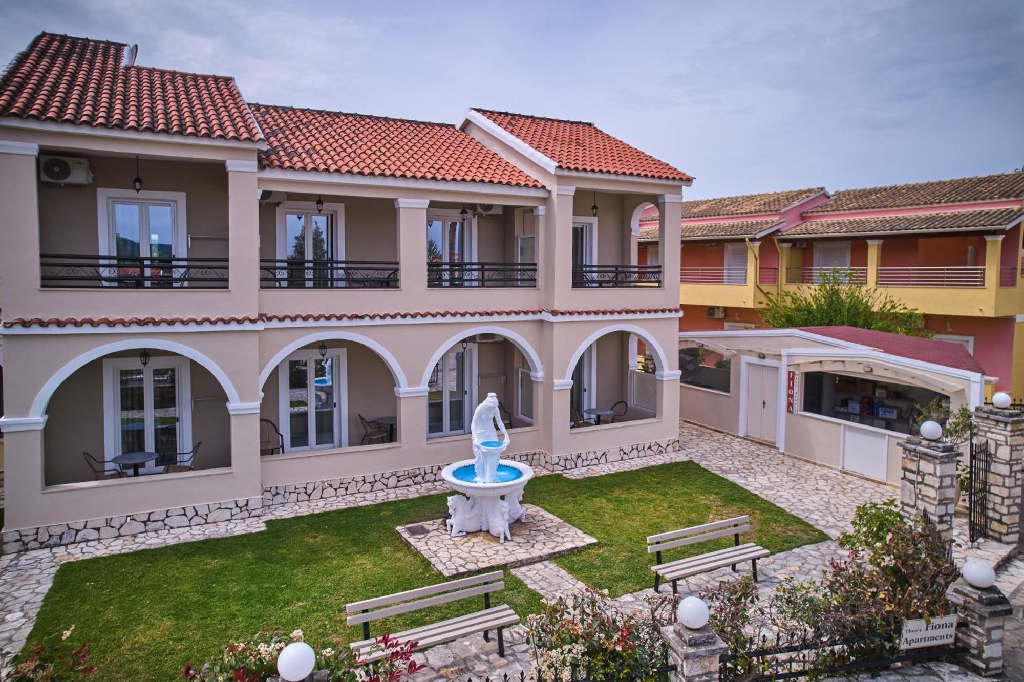 Fiona Apartments Roda  Zewnętrze zdjęcie