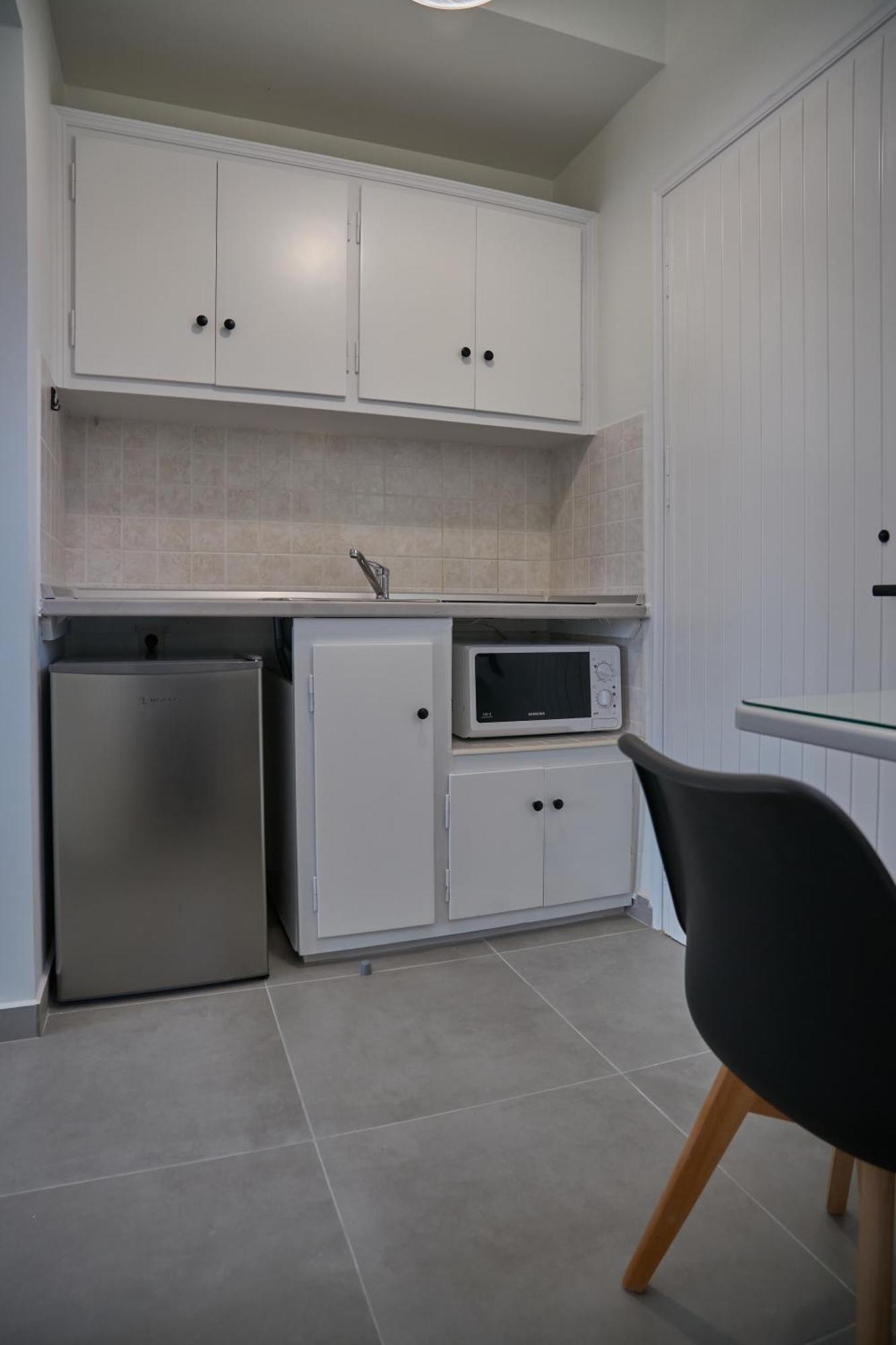 Fiona Apartments Roda  Zewnętrze zdjęcie